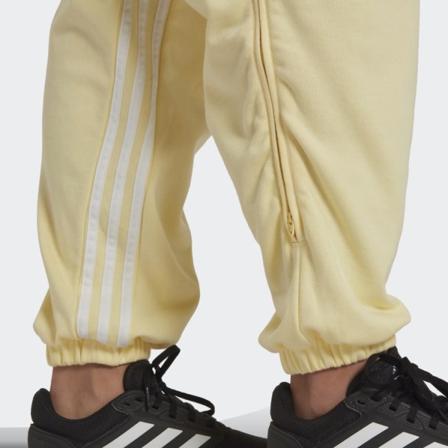 Hyperglam 3-Stripes Oversized Cuffed Joggers with Side Zippers Yellow Adidas