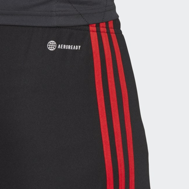 Black Adidas FC Bayern 22/23 Third Shorts