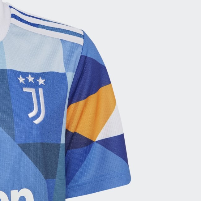 Multicolor Juventus 22/23 Fourth Jersey Adidas