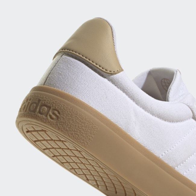 Vulc Raid3r Skateboarding Shoes Adidas White